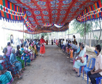 Patients waiting for ophthalmologist consultation