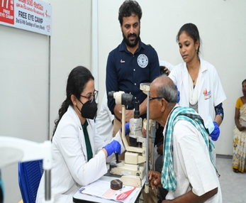 Ophthalmologist examining a patient